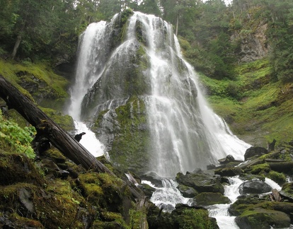 There is a narrow way-trail that leads to the middle falls. This trail is not safe for dogs and is dangerous for people. You could be swept over the falls if you slipped.